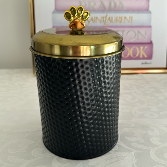 🌟3/$15🌟 Dog Treat Tin Canister. - Picture 1 of 7